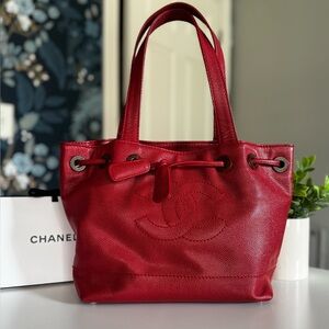 CHANEL CC Coco Mark Wood Grain Drawstring Vintage Tote Bag in Caviar